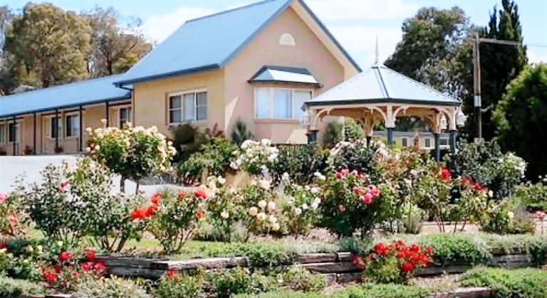 Motel  Goulburn