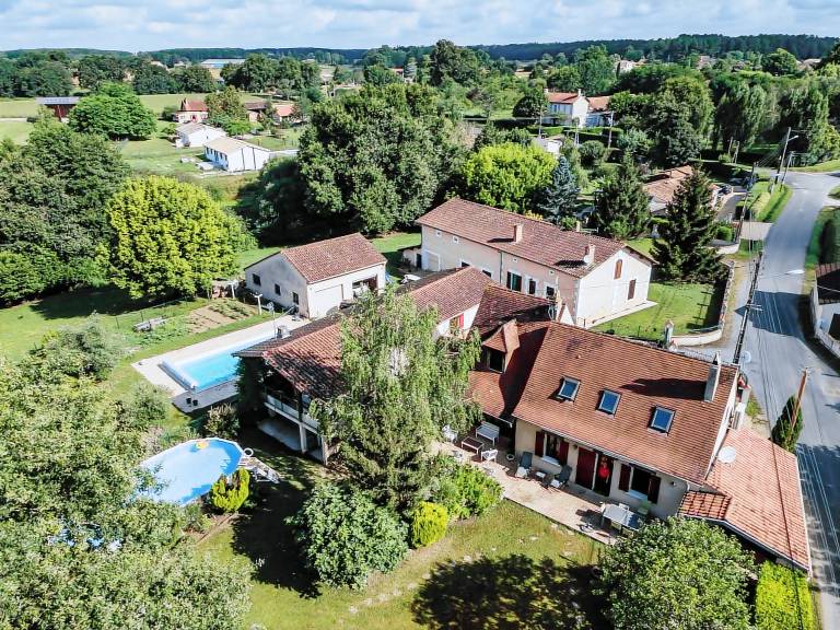 Maison de vacances Montpon-Ménestérol