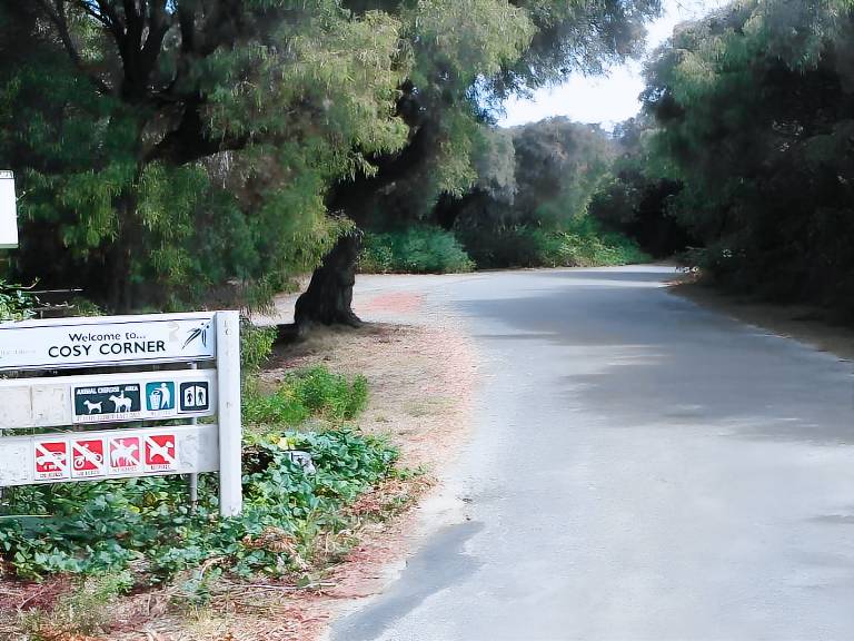 Cosy Corner Beach Cottages