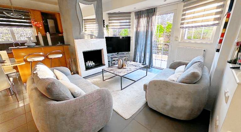 Fully equipped lovely villa with yard & terrace | Close to the beach | Good for workation | Dogs allowed — photo 2
