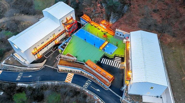 Gapyeong Aiwa Hill Kids Pool Villa