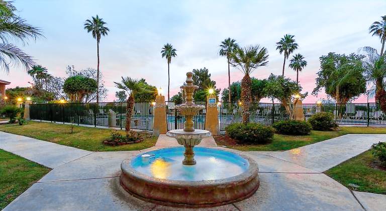 Yuma Inn and Suites — photo 3