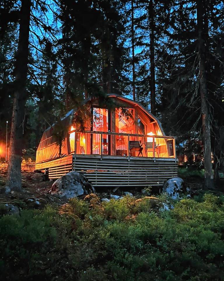 Majatalo Nuuksion Pitkäjärvi