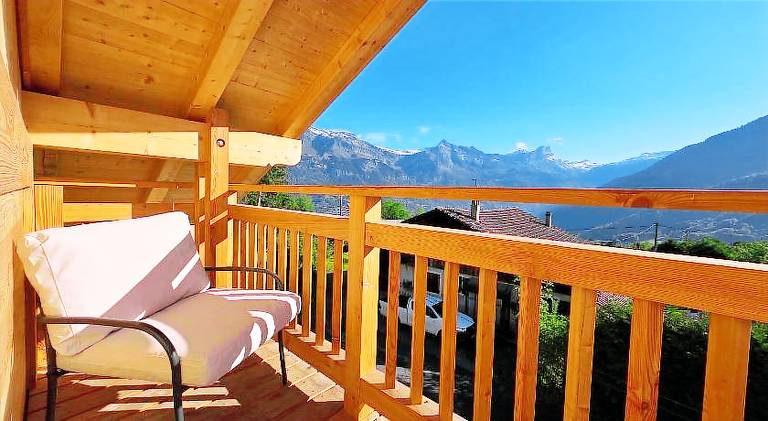 Chalet | Pets allowed — photo 2