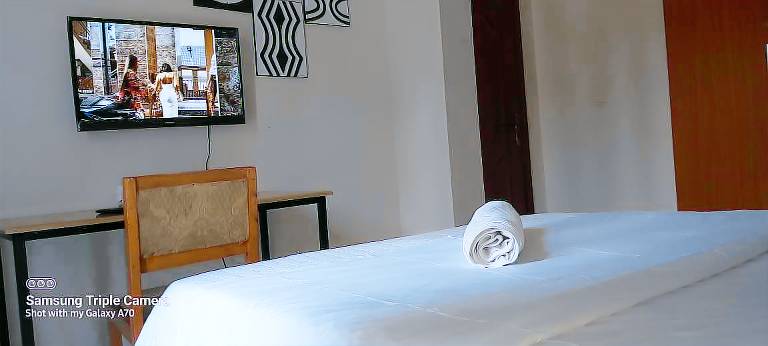 Rental apartment with garden & patio | Mountain view — photo 4