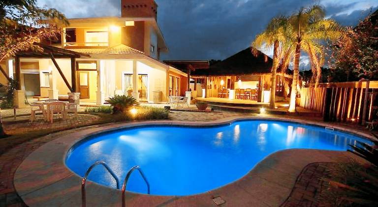 320 m² Villa