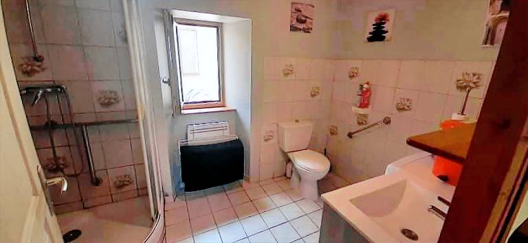 Fully equipped gite with garden & barbeque | River view | Dogs allowed — photo 3