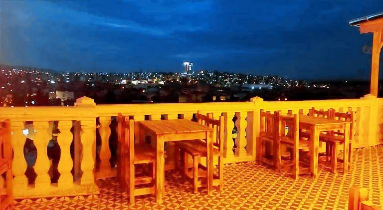 Ruken Han& 196;& 177;m Konag& 196;& 177;