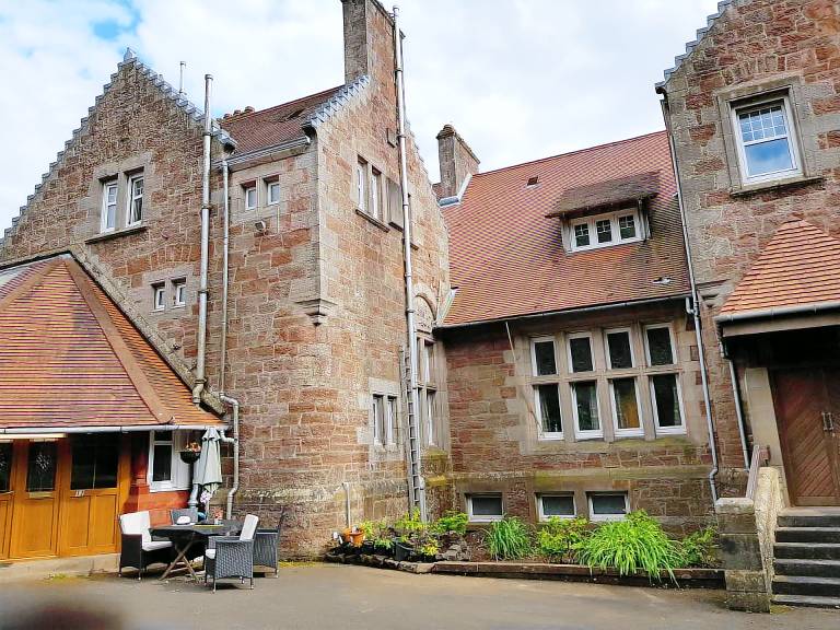 House Dumbarton
