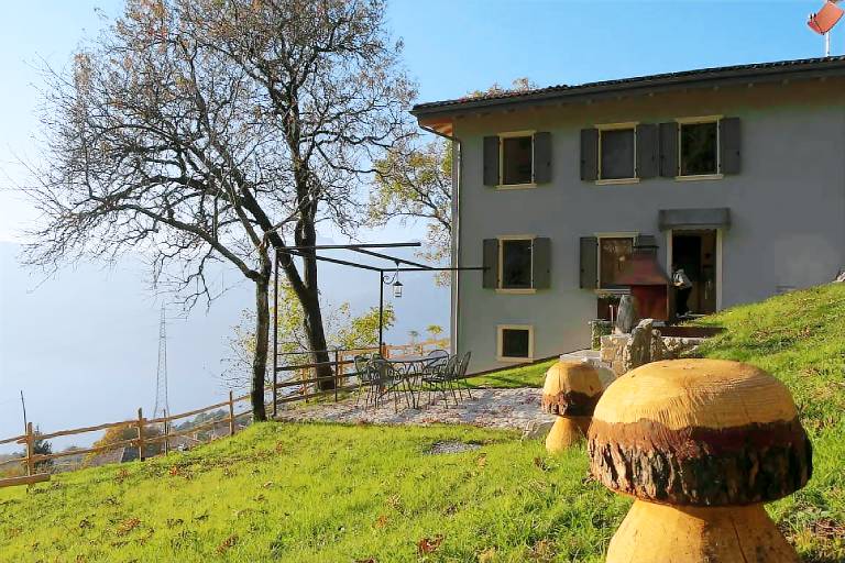 Villa with garden & patio | Close to the ski | Dogs allowed in Malcesine