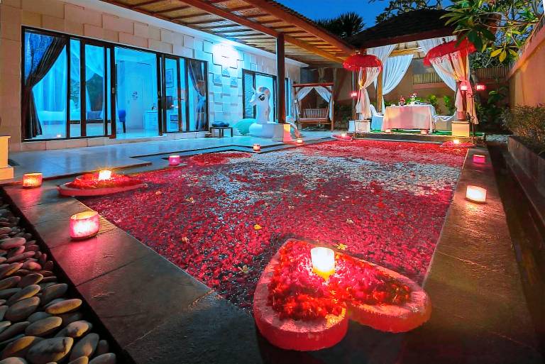 Pleasant villa with yard & pool | Dogs allowed in Kuta