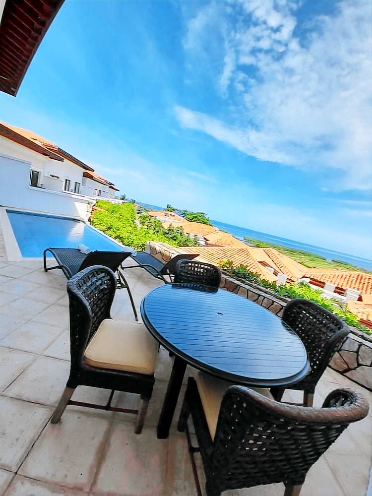 Resort Pristine Bay