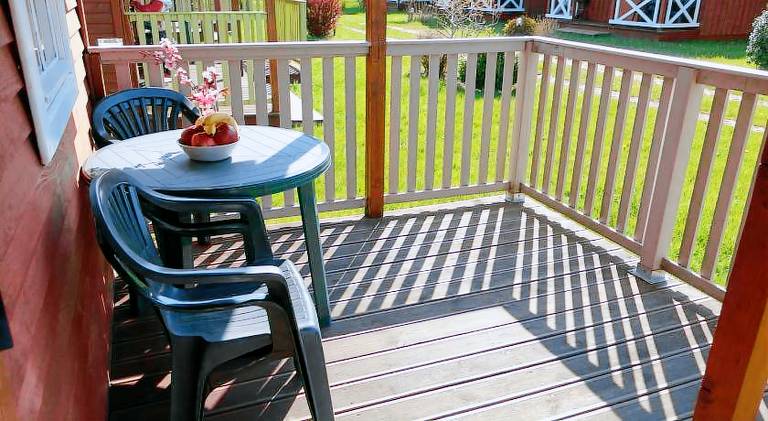 Lodge with terrace, grill & garden — photo 4