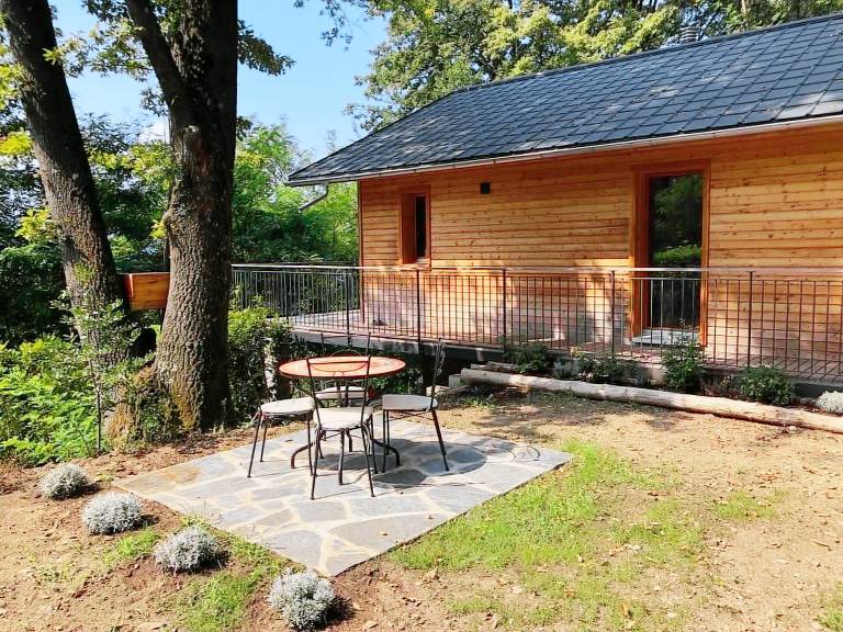 House with terrace, yard & barbeque | Nature view — photo 3