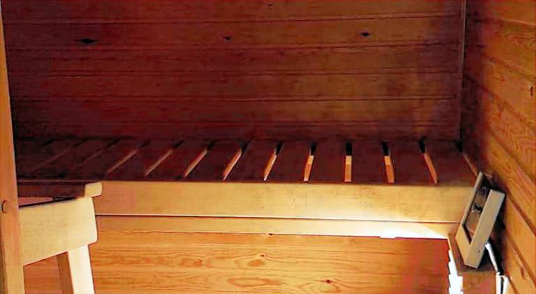 Chalet with 1 room for 8 persons — photo 2
