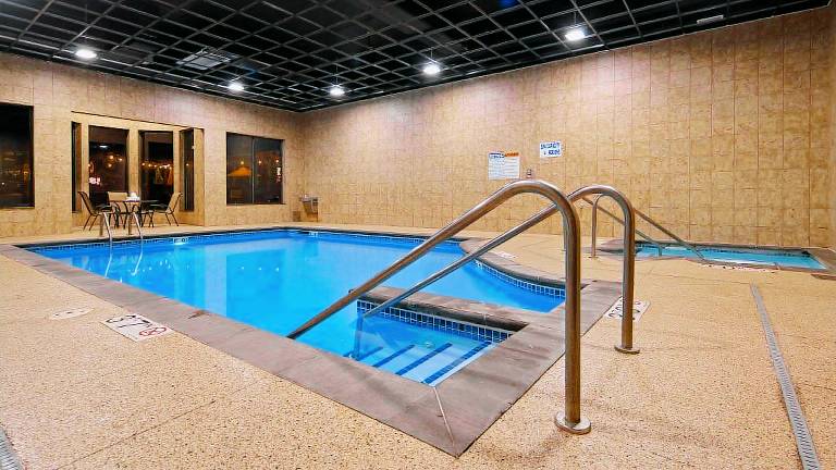 Radisson Hotel River Falls — photo 3
