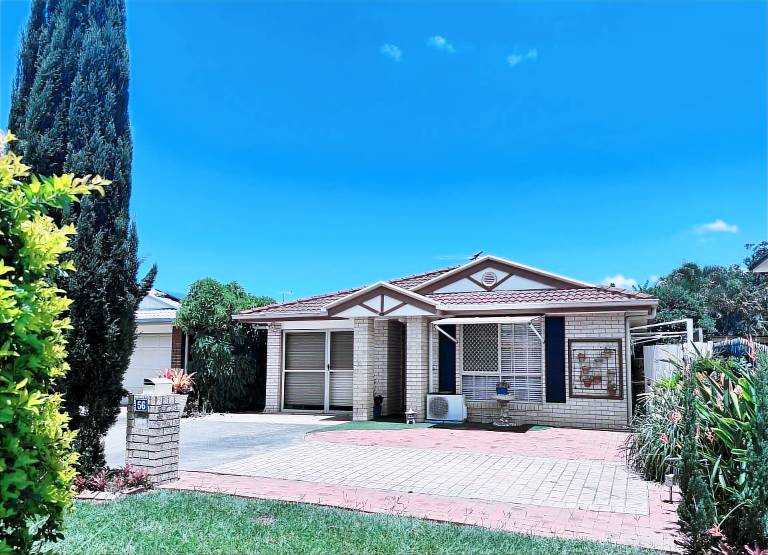 House Coochiemudlo Island