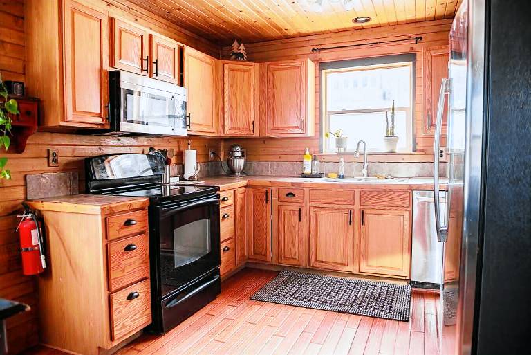 Cabin  Divide