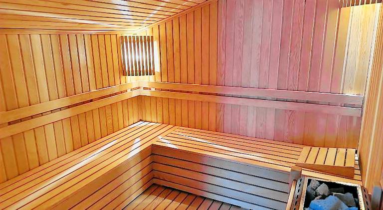 Villa with sauna, terrace & private pool | Suitable for remote work — photo 4