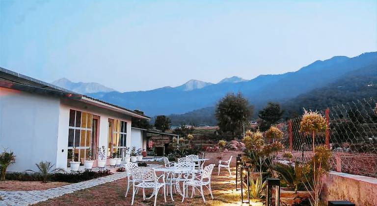 House with yard & barbeque | Suitable for remote work | Pets are welcome — photo 2