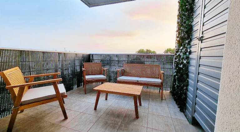 L'Appartement Ensoleille, WIFI-Clim-Gare-Terrasse — photo 5