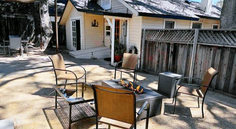 Charming vacation home | Pet-friendly — photo 4