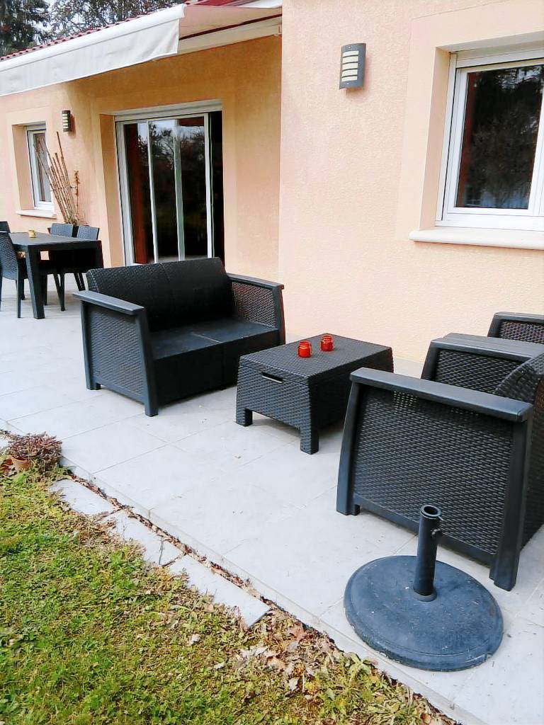 Gite with grill, garden & patio — photo 3