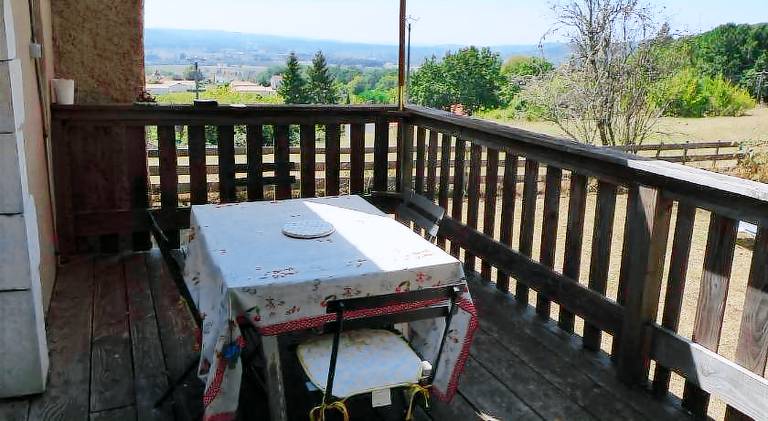 House with garden, barbecue & pool in Cahors