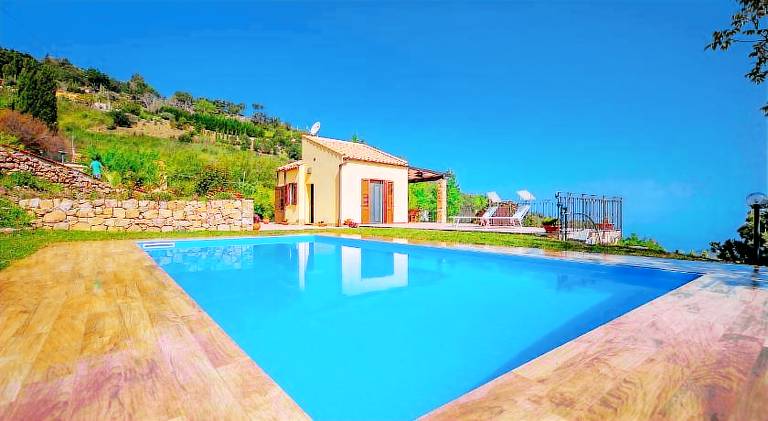 Pleasant villa with pool | Dogs allowed in Cefalù