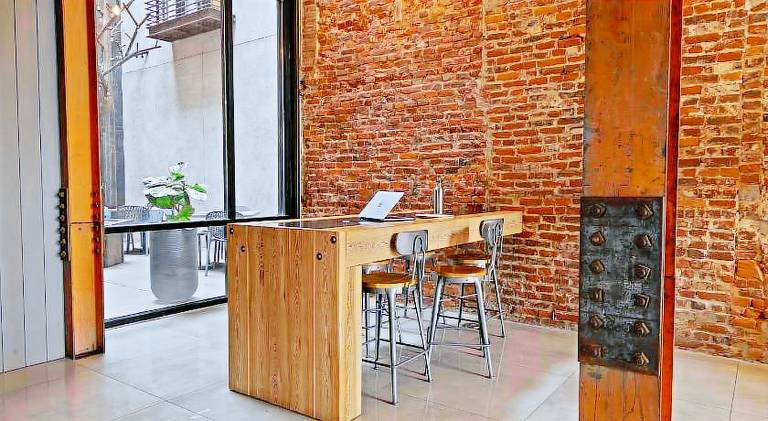 Sosuite at The Queen - Queen Village — photo 4