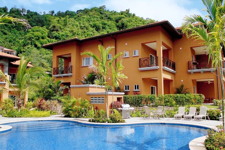 Condo  Los Sueños
