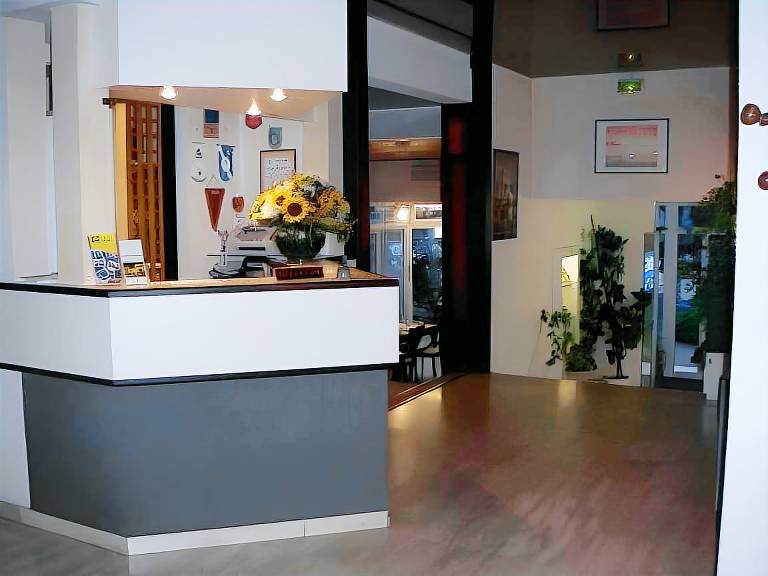 Hotel Le Boischaut - Citotel Chateauroux — photo 5