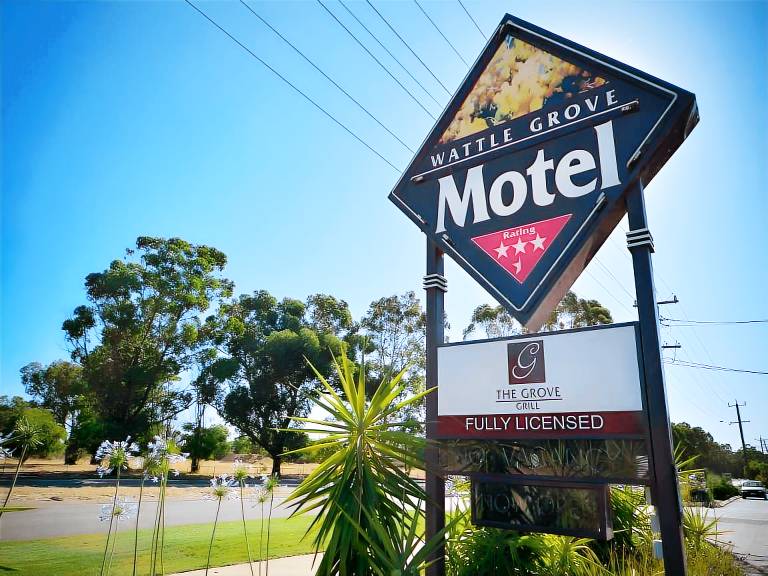 Wattle Grove Motel