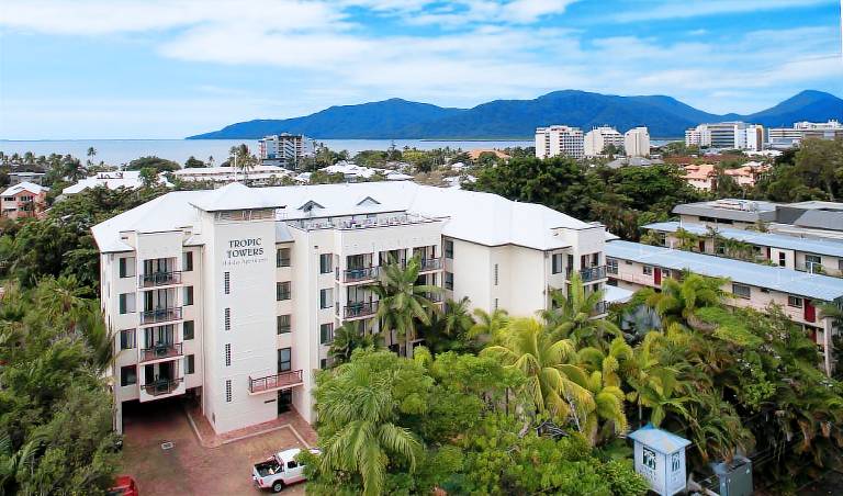 Serviced apartment  Cairns City