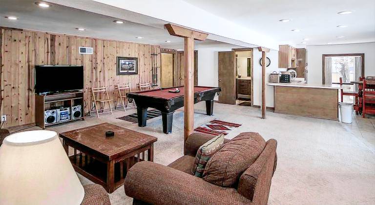 House with hot tub | Dogs allowed — photo 2