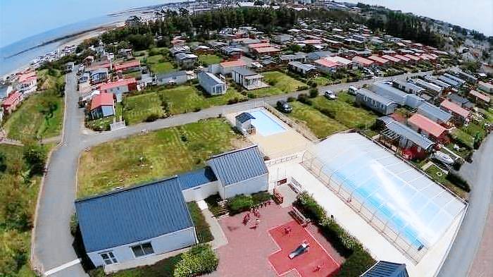 Camping suite with grill, pool & yard | Sea view — photo 2
