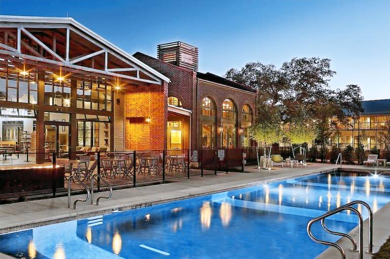 Cavalry Court by Valencia Hotel Collection