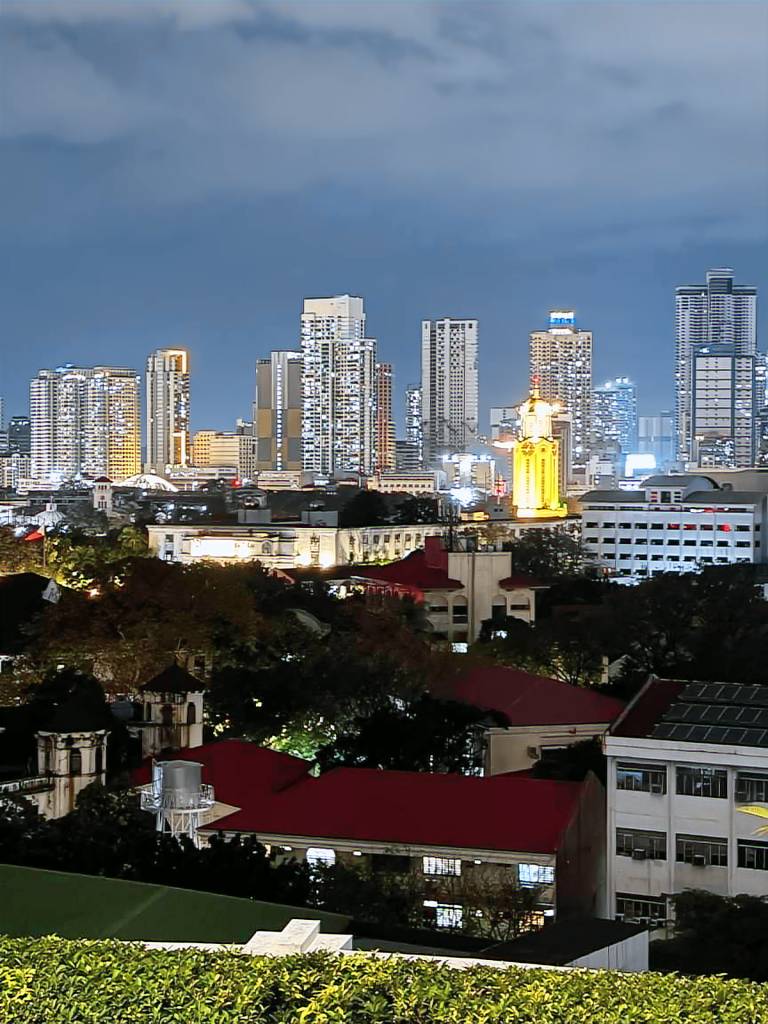 Serviced apartment for 4 persons in Manila