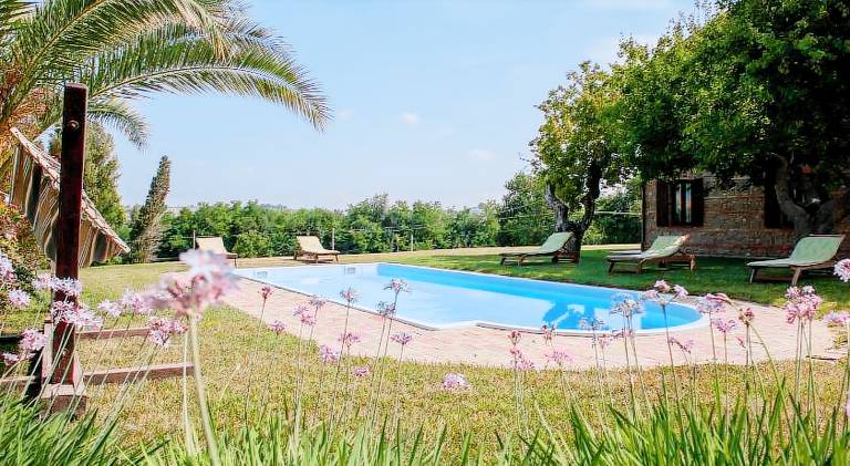 Child-friendly vacation home with terrace, pool & yard | Pets are welcome — photo 2