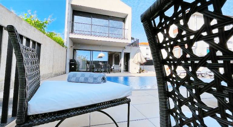 Fully equipped house with barbecue, private pool & yard | Dogs allowed — photo 5