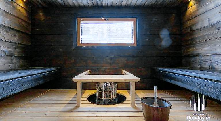 Holiday apartment with 3 rooms for 10 persons — photo 4
