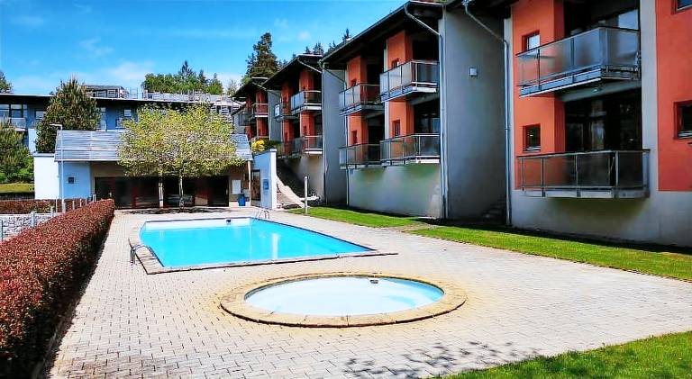 Holiday apartment with yard, private pool & patio — photo 5
