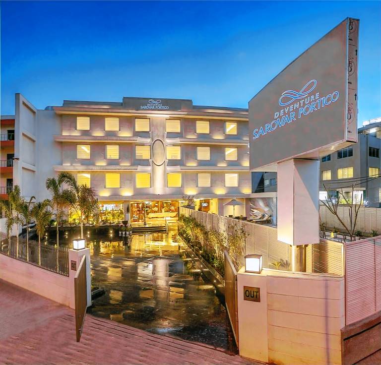 Deventure Sarovar Portico Kapashera