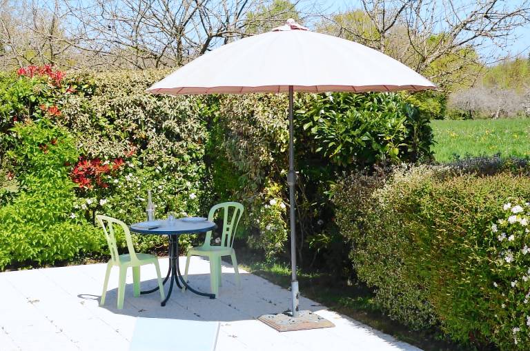 Pleasant vacation home with patio & barbeque | Garden view | Pet-friendly — photo 3
