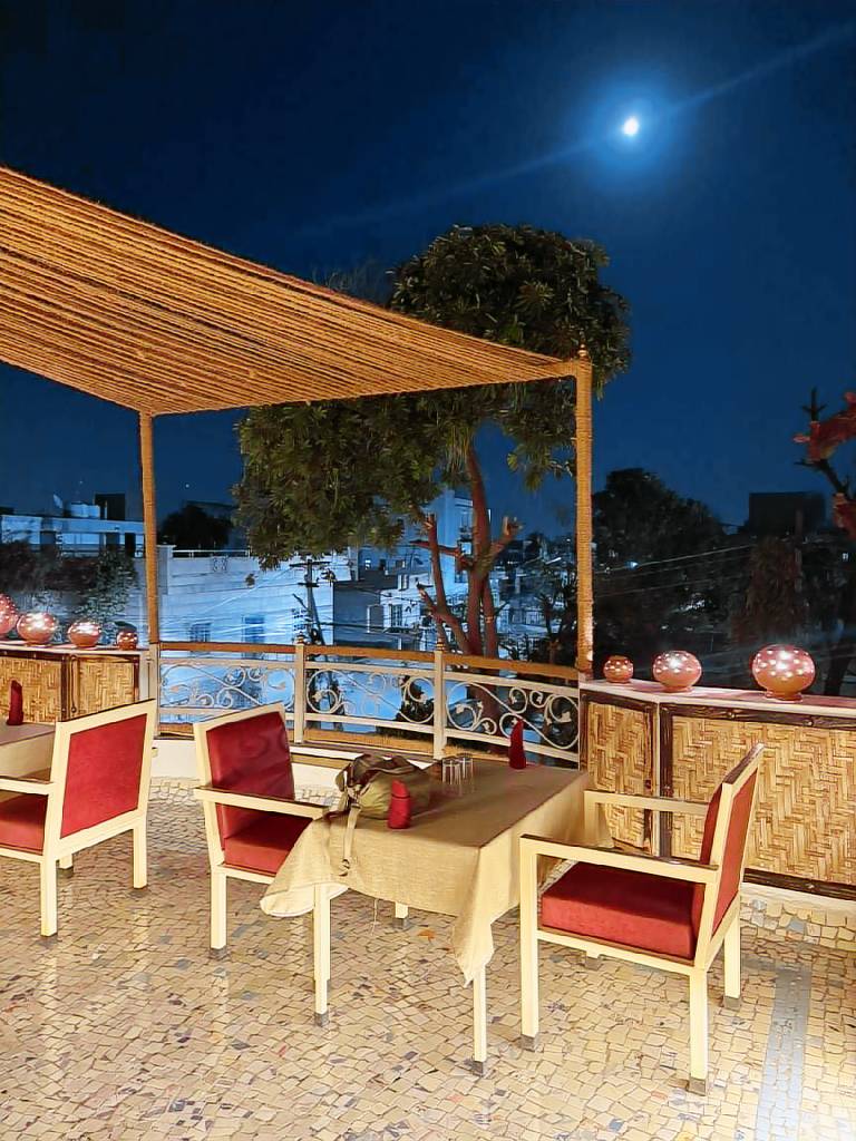House with patio & barbeque | Pets allowed — photo 3