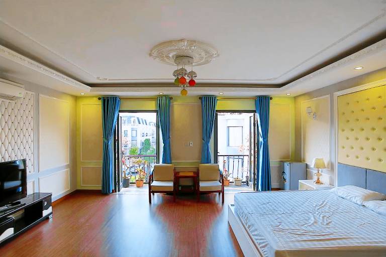 Villas 5bed rooms close to the beach 1mins by walk in Ha Long