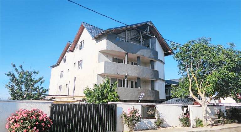 Bed and breakfast  Schitu