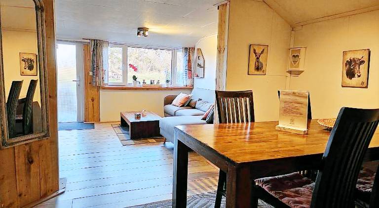 Lovely lodge with terrace & garden | Pets are welcome — photo 5