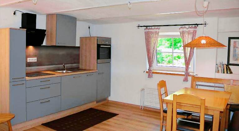 Lovely rental apartment with patio | Pets allowed — photo 2