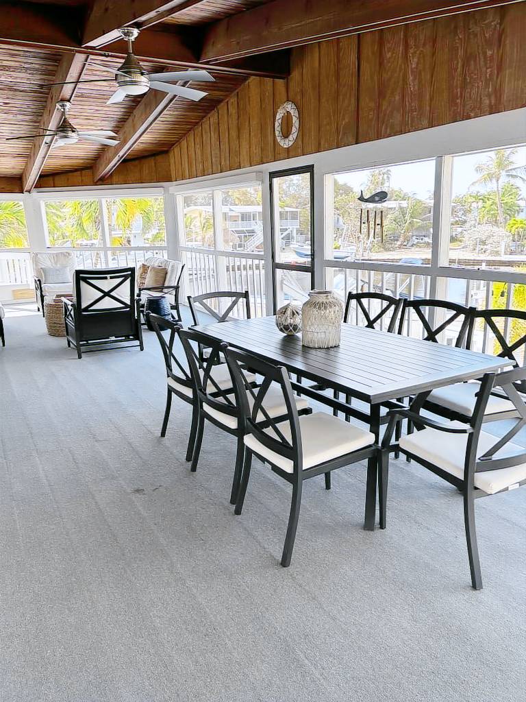 Beautiful updated stilted home makes for a super getaway. — photo 5